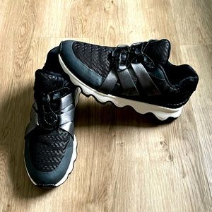 Sorel Black and Silver Athletic Shoes